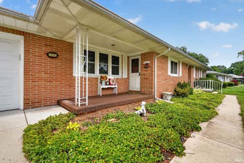 Tiny photo for 2120 Crestview Court, Lafayette, IN 47905 (MLS # 202630455)