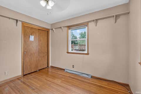 Tiny photo for 2120 Crestview Court, Lafayette, IN 47905 (MLS # 202630455)