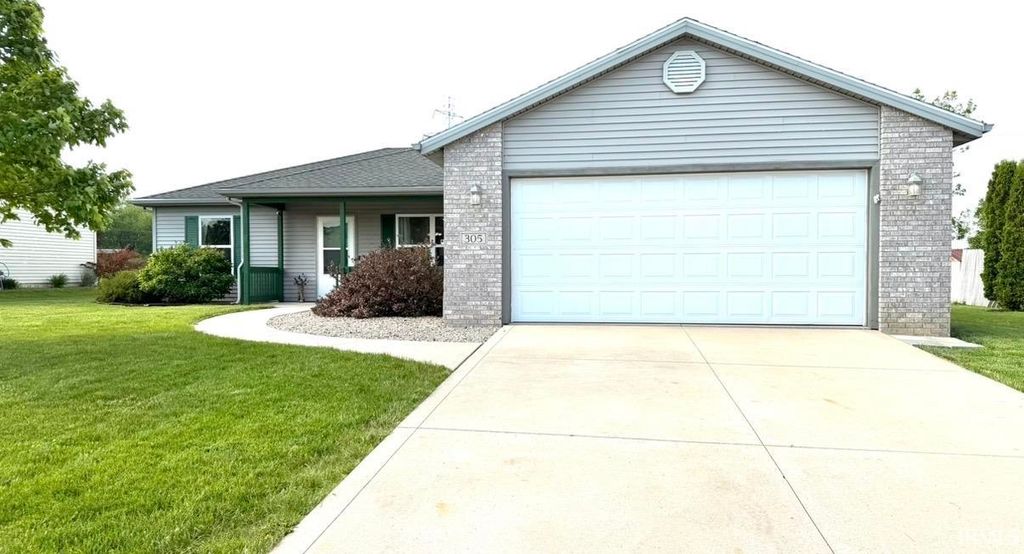Photo of 305 W Wind Trail, Avilla, IN 46710 (MLS # 202619824)
