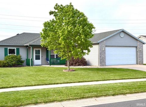 Photo of 305 W Wind Trail, Avilla, IN 46710 (MLS # 202619824)
