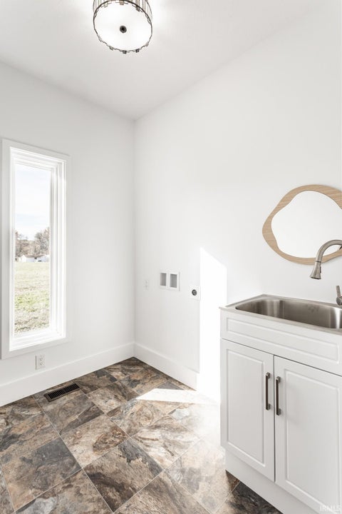Tiny photo for 13808 W 500 N, Jasonville, IN 47438 (MLS # 202545151)