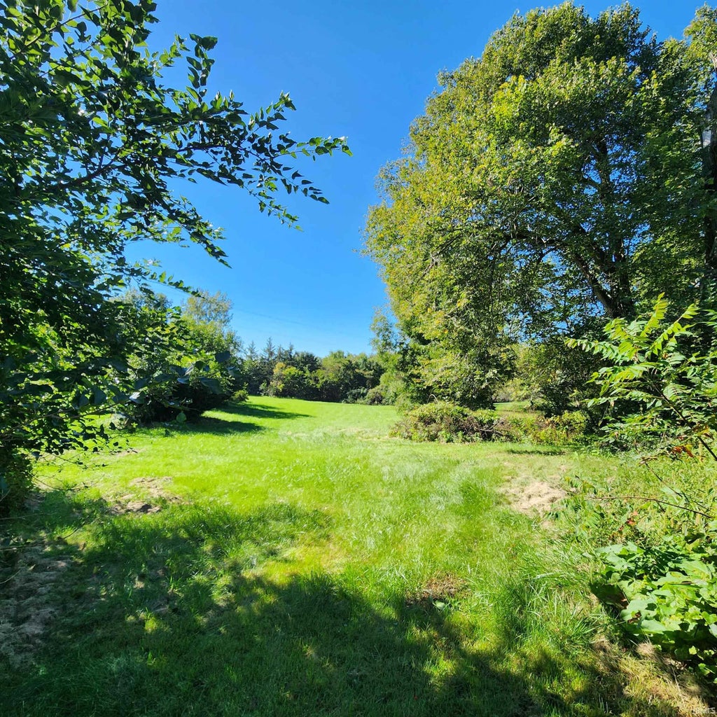 Photo of 5888 W 800 N, Ligonier, IN 46767 (MLS # 202640217)