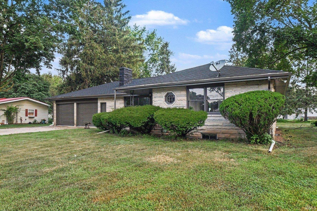 Photo of 26089 Arlington Road, Elkhart, IN 46514 (MLS # 202630621)