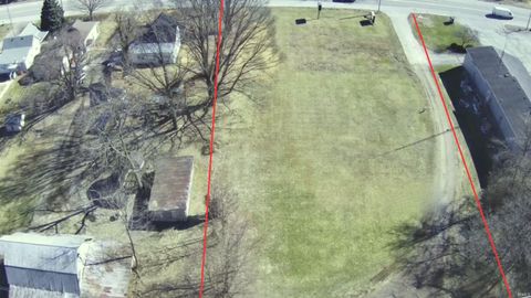 Tiny photo for 75 S Michigan Road, Burlington, IN 46915 (MLS # 202606615)