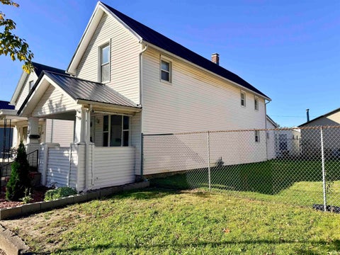 Photo of 226 W Williams Street, Fort Wayne, IN 46802 (MLS # 202643575)