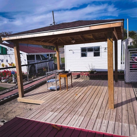 Tiny photo for 226 W Williams Street, Fort Wayne, IN 46802 (MLS # 202643575)