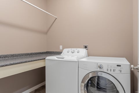 Tiny photo for 13312 Vitiano Court, Fort Wayne, IN 46845 (MLS # 202620979)