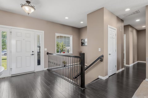 Tiny photo for 13312 Vitiano Court, Fort Wayne, IN 46845 (MLS # 202620979)