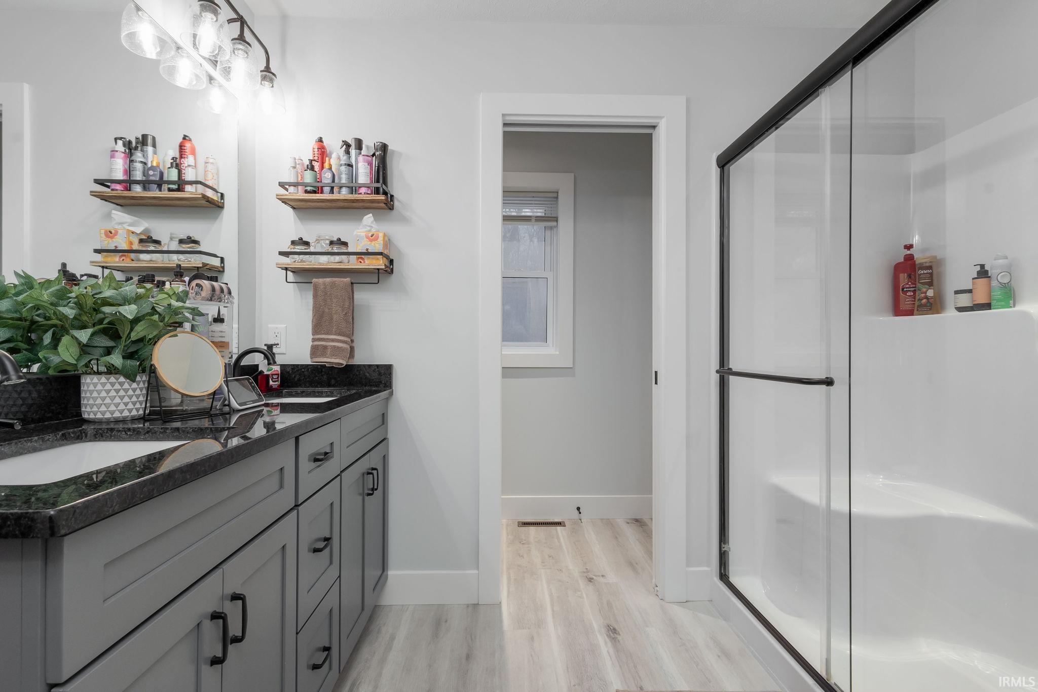 Elkhart, Indiana 46517, United States, 3 Bedrooms Bedrooms, ,2 BathroomsBathrooms,Residential,Active,254766