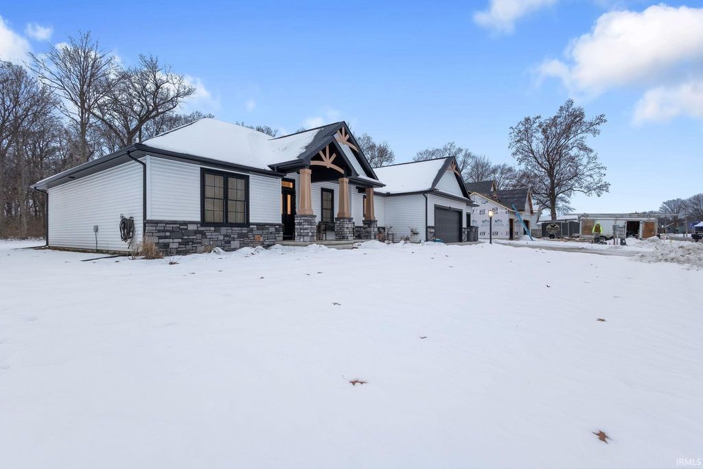 Photo of 28878 Bernice Drive, Elkhart, IN 46517 (MLS # 202548881)