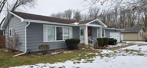 Tiny photo for 308 Sweetgum Road, Rochester, IN 46975 (MLS # 202548880)