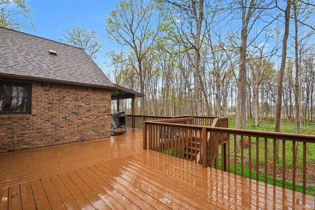 Photo of 2552 N 325 E Road, Warsaw, IN 46582 (MLS # 202615893)