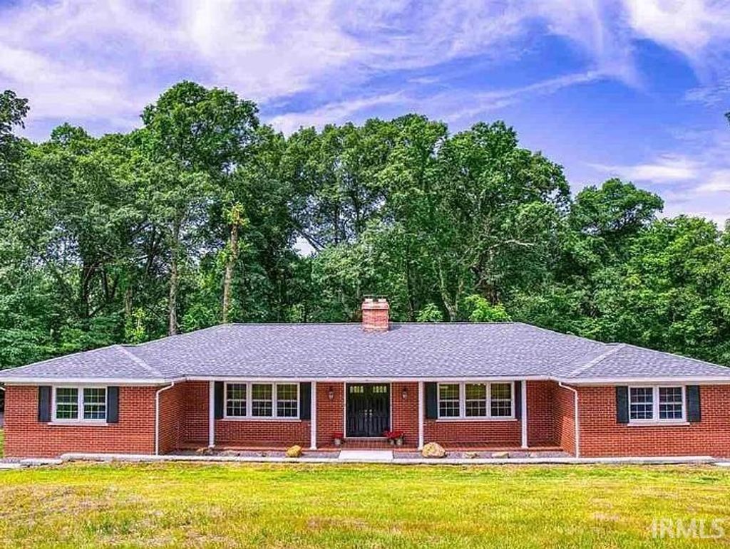 Photo of 10500 Browning Road, Evansville, IN 47725 (MLS # 202607425)