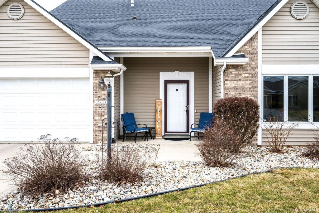 Photo of 5703 Dennison Drive, Fort Wayne, IN 46835 (MLS # 202605521)