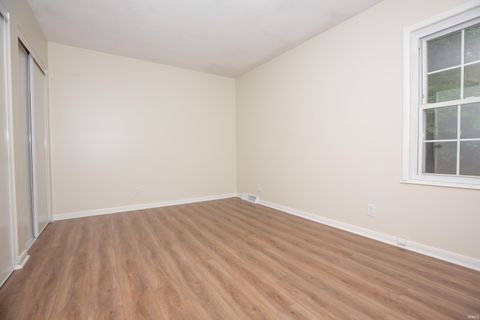 Tiny photo for 7530 Meadowview Drive, Evansville, IN 47710 (MLS # 202539189)