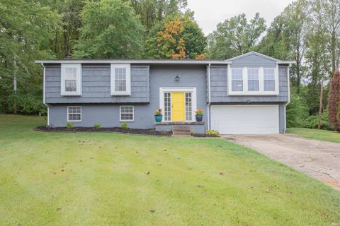 Tiny photo for 7530 Meadowview Drive, Evansville, IN 47710 (MLS # 202539189)