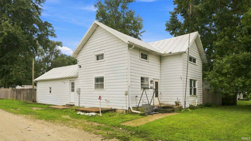 Photo of 4411 W 750 N Road, Columbia City, IN 46725 (MLS # 202633365)