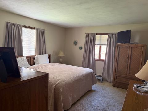 Tiny photo for 1009 Green Acres Drive, Kokomo, IN 46901 (MLS # 202611856)