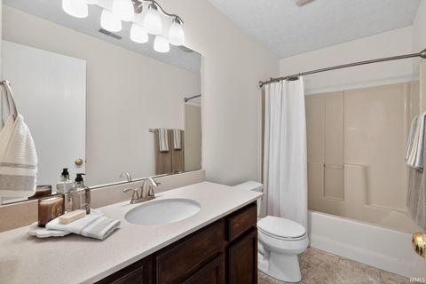 Tiny photo for 1102 Hornbeam E Circle, Lafayette, IN 47905 (MLS # 202609838)