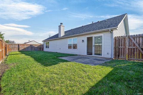 Tiny photo for 1102 Hornbeam E Circle, Lafayette, IN 47905 (MLS # 202609838)