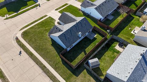 Tiny photo for 1102 Hornbeam E Circle, Lafayette, IN 47905 (MLS # 202609838)