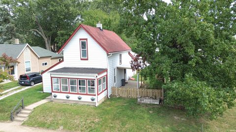 Photo of 129 S 28th Street, Lafayette, IN 47905 (MLS # 202536459)