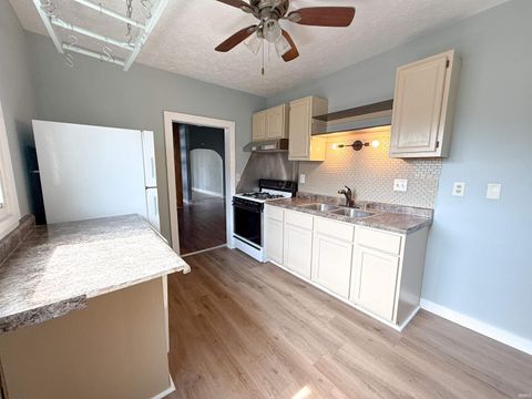 Tiny photo for 129 S 28th Street, Lafayette, IN 47905 (MLS # 202536459)