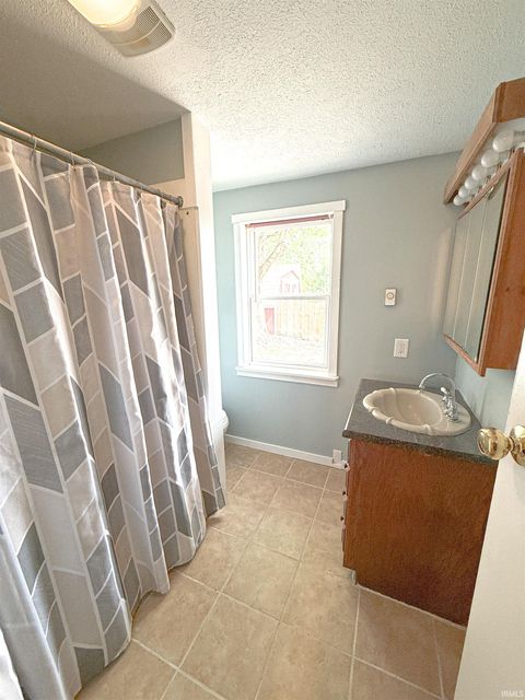Tiny photo for 129 S 28th Street, Lafayette, IN 47905 (MLS # 202536459)
