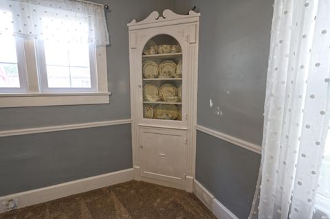 Tiny photo for 314 S 5Th Street, Vincennes, IN 47591 (MLS # 202618565)