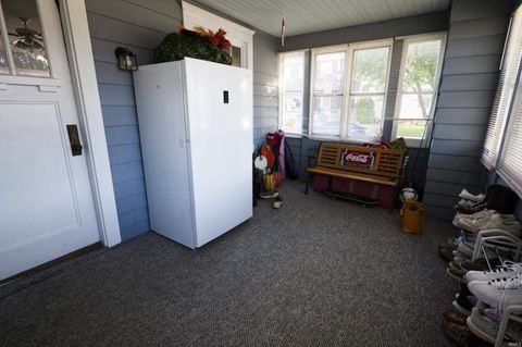 Tiny photo for 314 S 5Th Street, Vincennes, IN 47591 (MLS # 202618565)