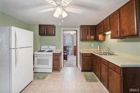Tiny photo for 1508 S 17th Street, Kokomo, IN 46902 (MLS # 202641423)