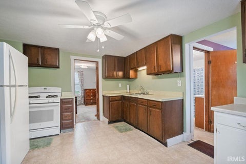 Tiny photo for 1508 S 17th Street, Kokomo, IN 46902 (MLS # 202641423)