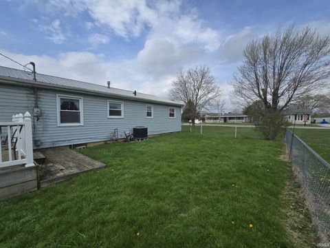 Tiny photo for 619 W 9TH Street, Jonesboro, IN 46938 (MLS # 202612551)