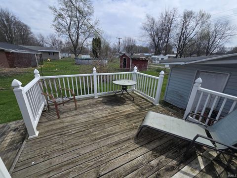 Tiny photo for 619 W 9TH Street, Jonesboro, IN 46938 (MLS # 202612551)