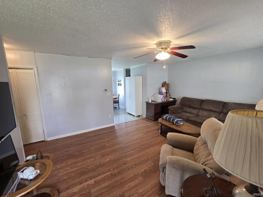 Photo of 619 W 9TH Street, Jonesboro, IN 46938 (MLS # 202612551)