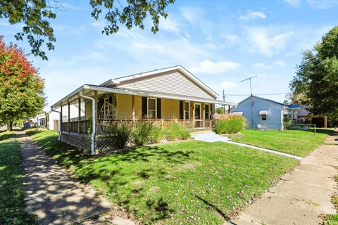 Tiny photo for 75 W Clay Street, Spencer, IN 47460 (MLS # 202643845)