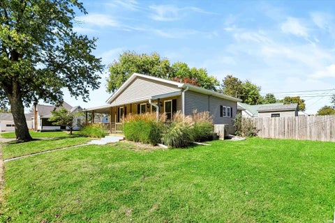 Tiny photo for 75 W Clay Street, Spencer, IN 47460 (MLS # 202643845)