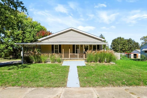 Photo of 75 W Clay Street, Spencer, IN 47460 (MLS # 202643845)