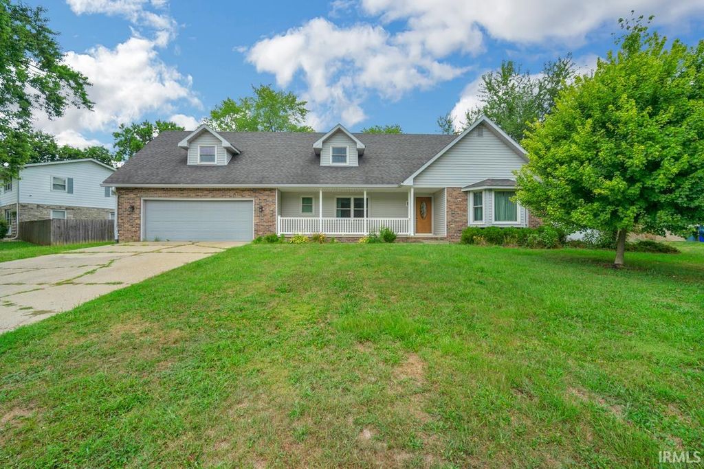 Photo of 3208 SUSAN Drive, Kokomo, IN 46902 (MLS # 202601419)