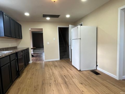 Tiny photo for 407 E 3rd Street, Peru, IN 46970 (MLS # 202613138)