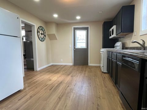 Tiny photo for 407 E 3rd Street, Peru, IN 46970 (MLS # 202613138)