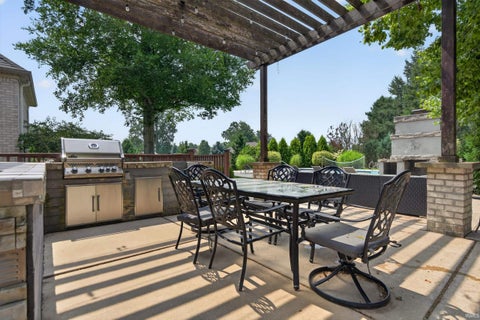 Tiny photo for 2873 White Oak Court, Kokomo, IN 46901 (MLS # 202629485)