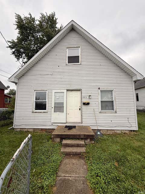 Photo of 1013 N Armstrong Street, Kokomo, IN 46901 (MLS # 202629054)