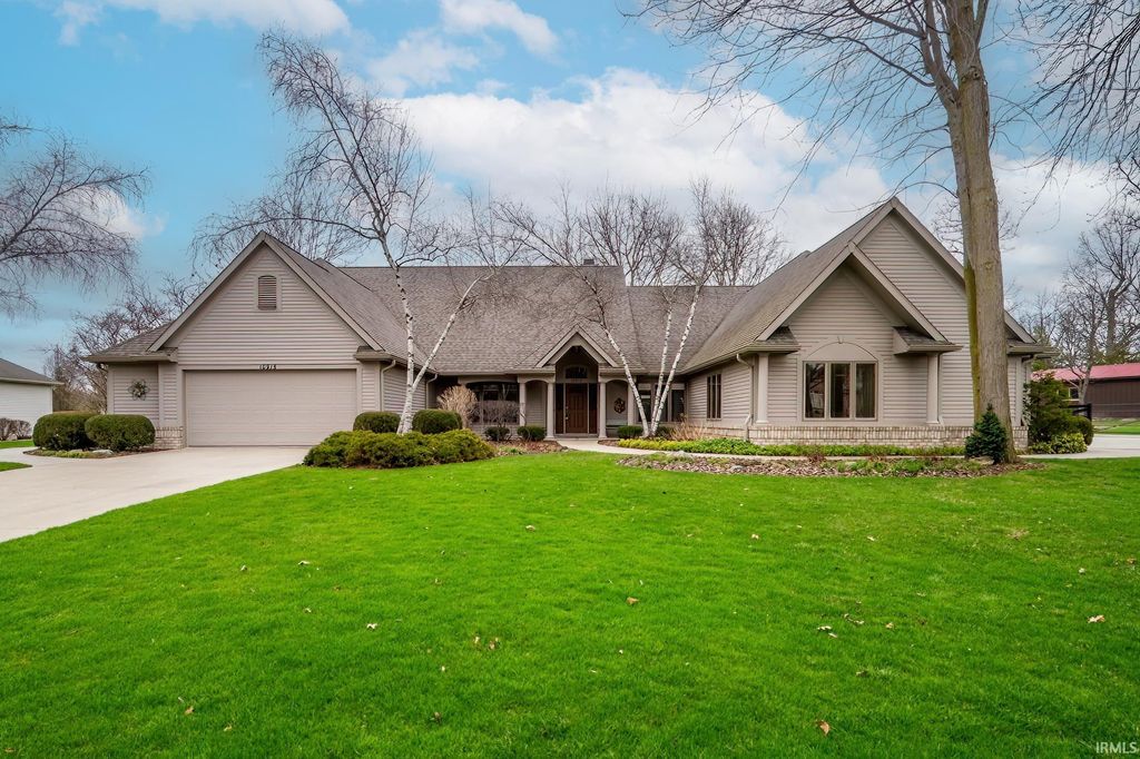 Photo of 10916 La Cabreah Lane, Fort Wayne, IN 46845 (MLS # 202609896)