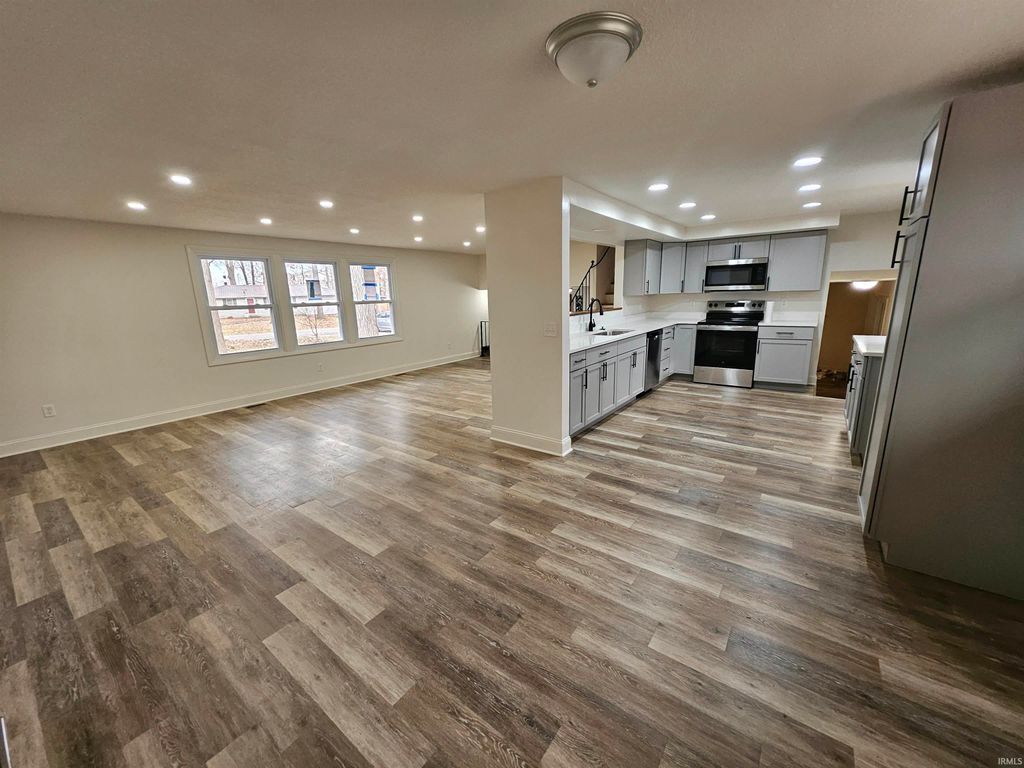 Photo of 7029 Nordale Drive, Fort Wayne, IN 46804 (MLS # 202547913)