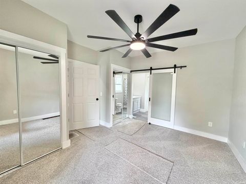 Tiny photo for 420 16th Street, Logansport, IN 46947 (MLS # 202614592)