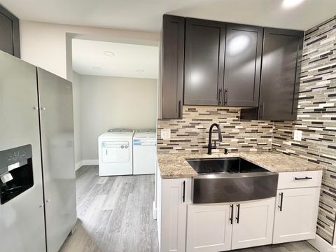 Tiny photo for 420 16th Street, Logansport, IN 46947 (MLS # 202614592)