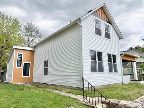 Tiny photo for 420 16th Street, Logansport, IN 46947 (MLS # 202614592)