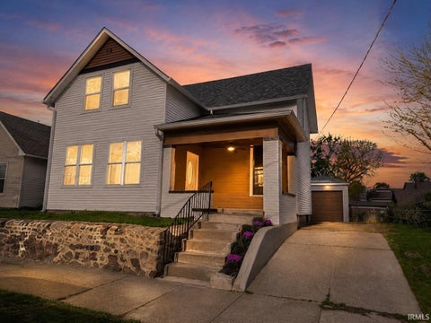 Tiny photo for 420 16th Street, Logansport, IN 46947 (MLS # 202614592)
