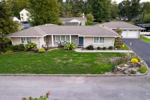 Photo of 2545 Grandview Drive, Vincennes, IN 47591 (MLS # 202541005)